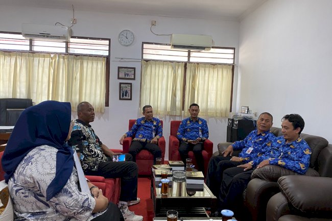 Study Tiru Bakesbangpol Kabupaten Trenggalek 