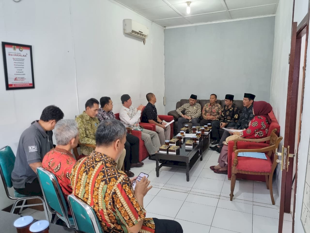 Tulungagung : DPRD dan Bakesbangpol Kab. Tulungagung Study Banding Terbait Ormas di Kabupaten Klaten